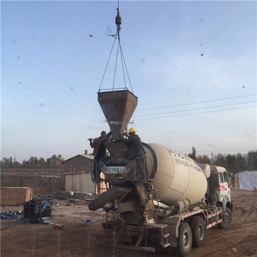 宁都县“精准瞄准”—— 吊车的 “定位导航” 技术